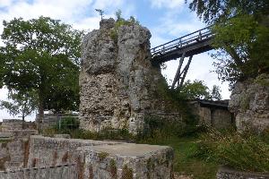 Mauerwerksinstandsetzung an der Burgruine Helfenstein in Geislingen