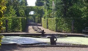 „Historische Gärten unter Druck“