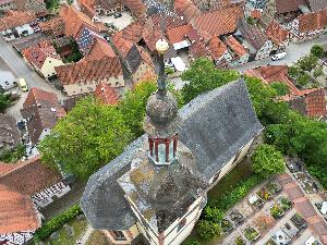 Dacharbeiten an St. Vitus in Karbach