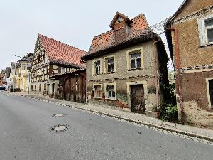 Das Wohnhaus in der Hauptstraße 42 in Wilhermsdorf