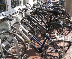 Sommerversteigerung des Karlsruher Fundbüros